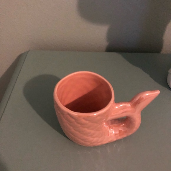 NEW!! Pink Mermaid Mug - Picture 2 of 2